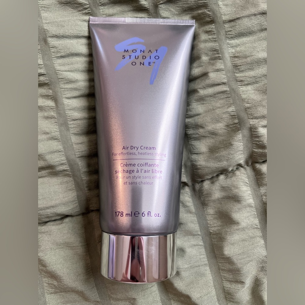 MONAT air dry cream
